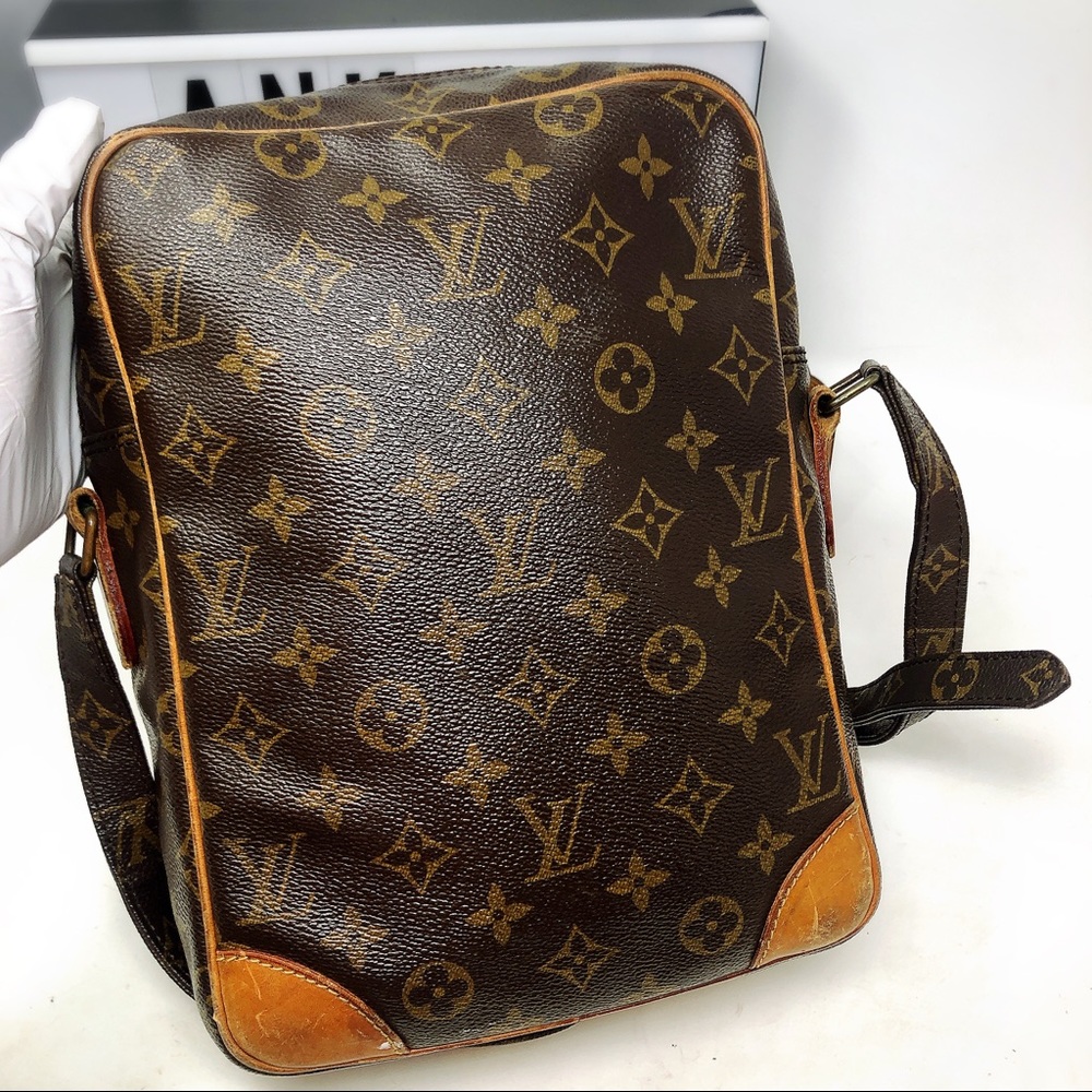 SOLD Louis Vuitton Danube Monogram Crossbody Bag - Picture 3 of 16